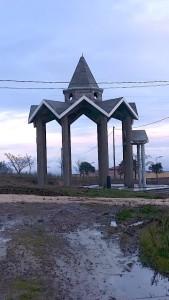 La cappella dedicata a Santa Paola in costruzione oggi